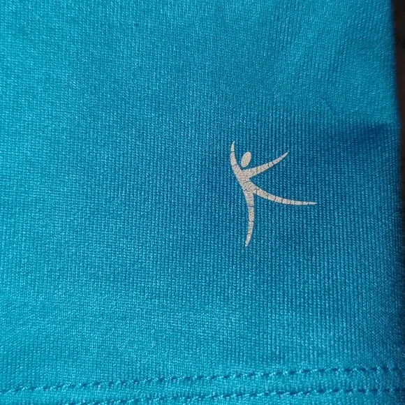 Fitness Top - Picture 4 of 8